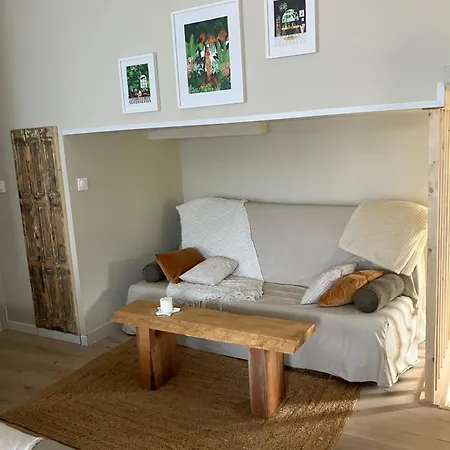 La Canopee Bed & Breakfast *