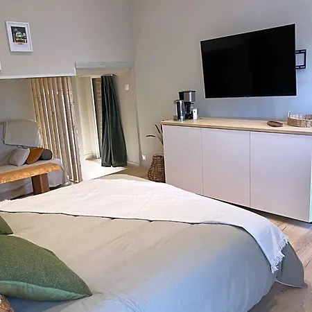 La Canopee فندق مبيت وإفطار 3*