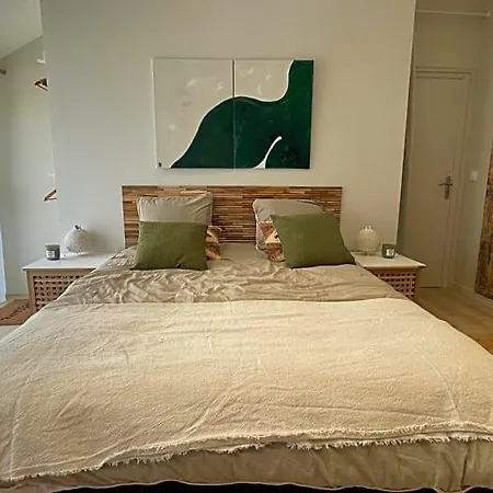 La Canopee فندق مبيت وإفطار 3*