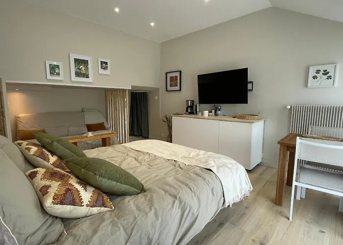 La Canopee فندق مبيت وإفطار Lecelles