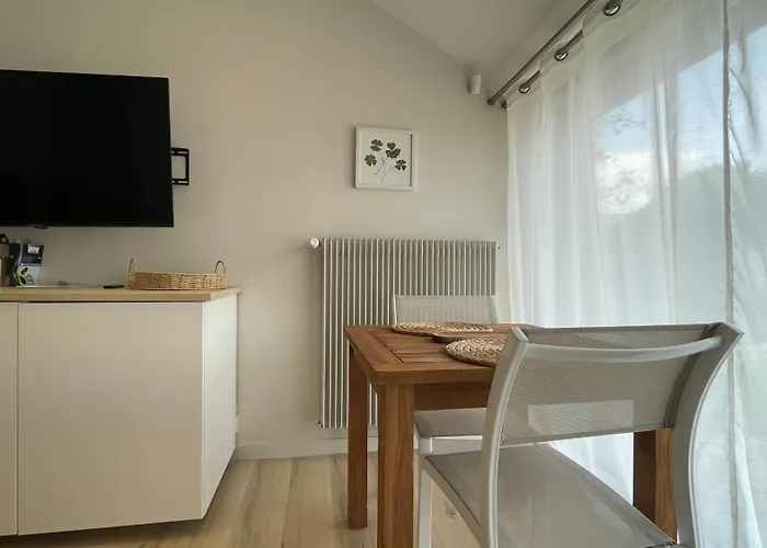 La Canopee فندق مبيت وإفطار